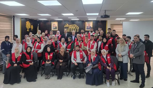 المحافظ طقاطقة يستقبل وفدًا من جمعية الهلال الأحمر الفلسطيني فرع سلفيت ومتطوعي قلقيلية