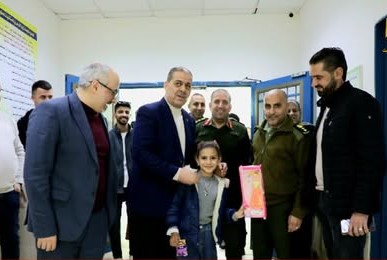 المحافظ طقاطقة والتوجيه الوطني يزورون الأطفال المرضى في مستشفى سلفيت الحكومي