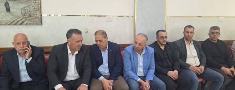 المحافظ طقاطقه يقدم واجب العزاء بوفاة المرحوم “نبيل فتاش”  في سلفيت