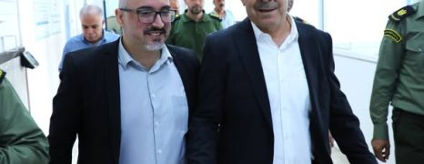 محافظ سلفيت طقاطقة يشيد بجهود الطواقم الطبية والتمريضية العاملة في مستشفى الشهيد ياسر عرفات الحكومي