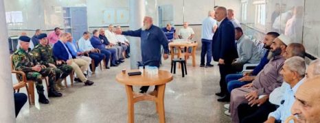 محافظ سلفيت طقاطقة يؤدي واجب العزاء بوفاة شقيقة رئيس بلدية قراوة بني حسان