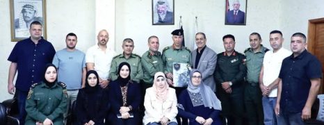 محافظ سلفيت طقاطقة يزور مديرية الاستخبارات العسكرية ويشيد بدورها في تعزيز الأمن بالمحافظة